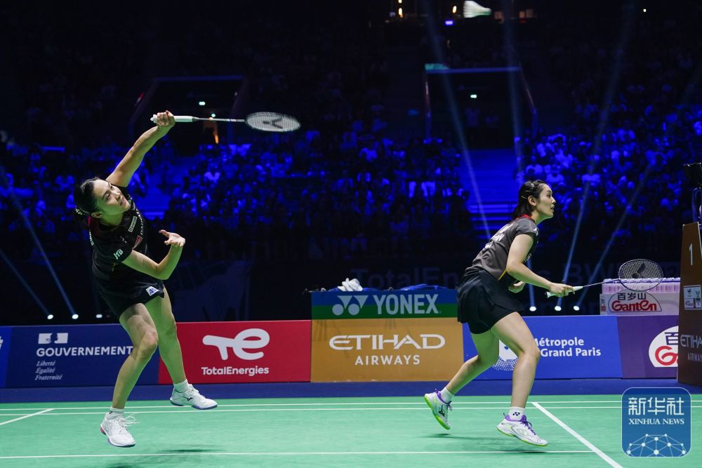 舞台上闪耀 舞台上闪耀