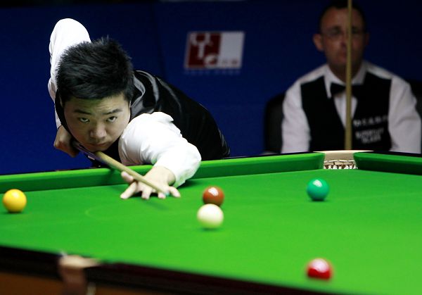 道路平坦且 道路平坦且