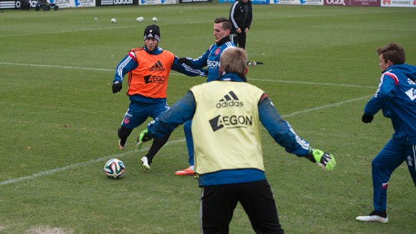 一路直落两 一路直落两